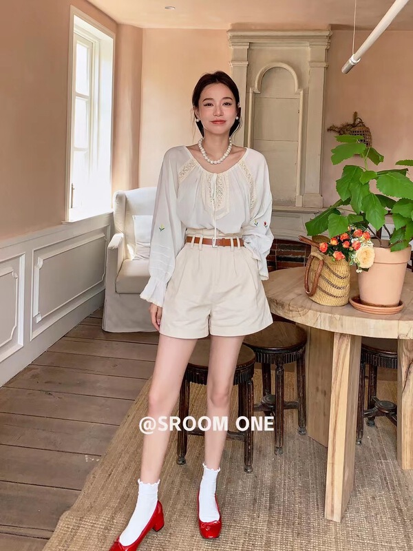 [s.room] high waist simple slim casual shorts (with belt) 2335\lsl
