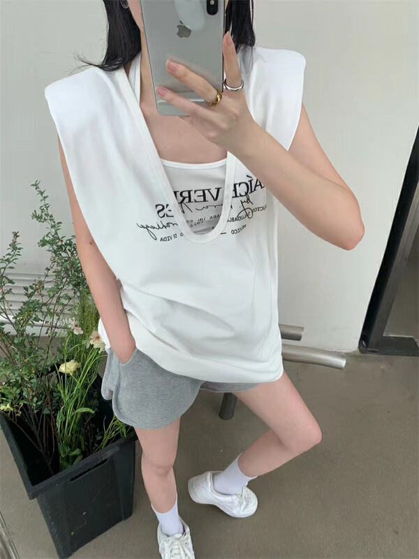 [fan fan] letter spice girl hanging neck + sleeveless fashion short sleeve suit 0038\jj
