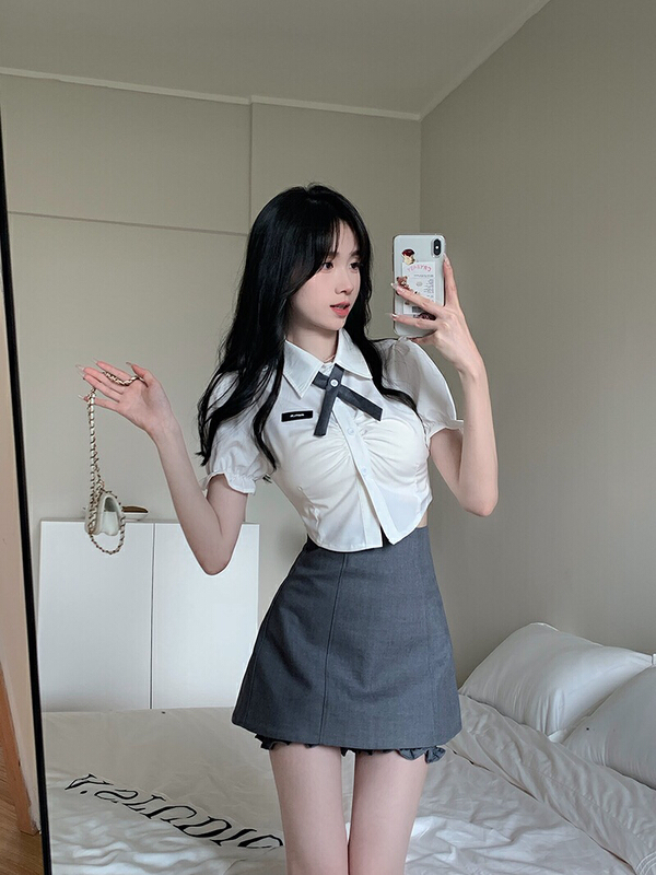 [Doudou family] pure fashion pleated polo shirt + high waist slim skirt suit (with tie) 88421\jj