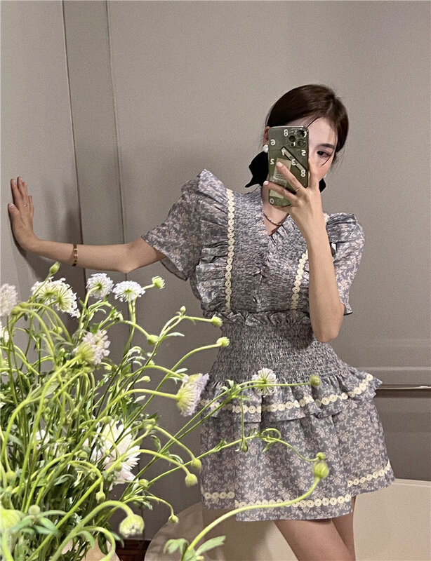 [Doudou family] fungus edge floral short sleeve shirt + loose short skirt suit 88413\jj