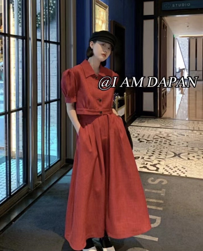 [I am Dapan] French retro Bubble Sleeve Top + umbrella skirt set 6938\zxl