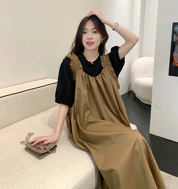 [Xiangli] design sense niche Hepburn style round neck short sleeve + strap skirt suit 9000\pcz