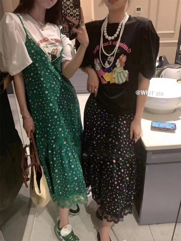 [wht] Korean alphabet short sleeve T-shirt + sleeveless floral dress set 5012\wtt