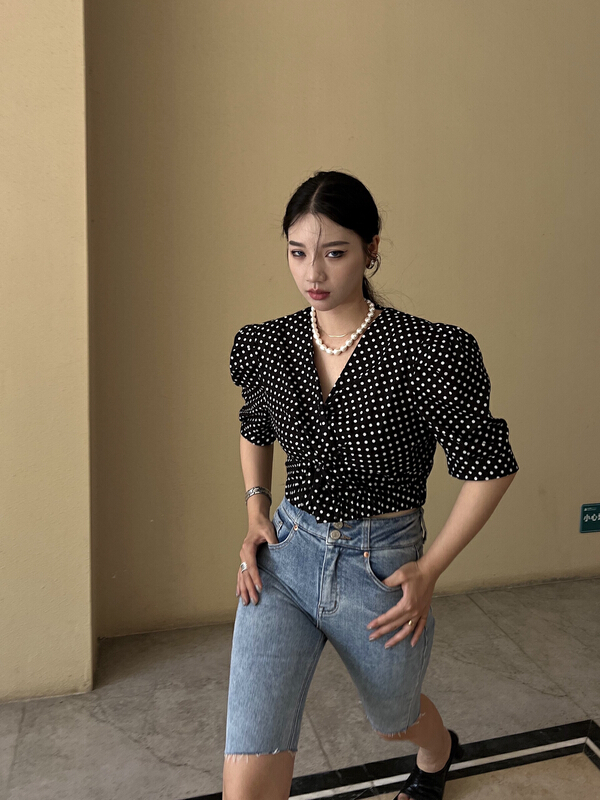 [f (x)] Korean texture wave point bubble sleeve short shirt cs2110\ozq