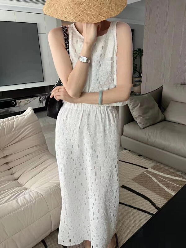 [lidada] round neck tank top + elastic waist mid length ins skirt suit 2441\hbx