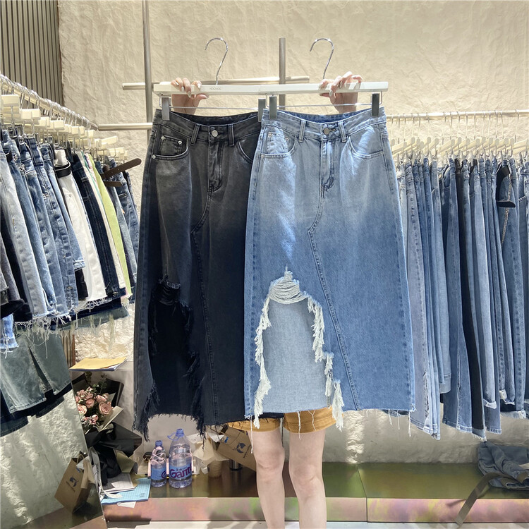 [icciicc] Korean version gradient design irregular denim skirt 900339 \cls