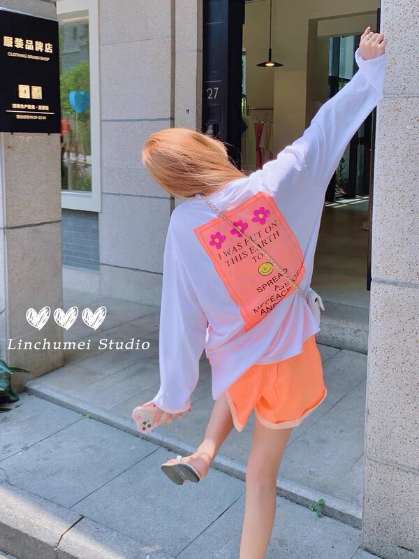 [JX] little flower behind the back Korean sweet little fresh sunscreen shirt (only selling sunscreen shirts) 1562\t