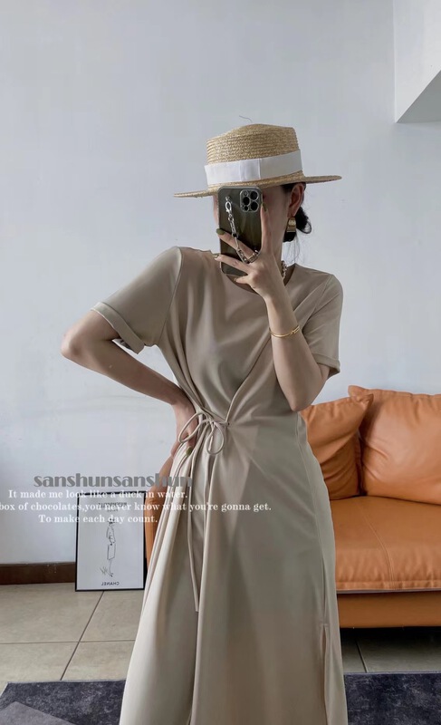 【 Sanshun 】 round neck design feeling retro slim dress (with waist rope) 6639\ll