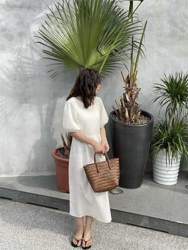 [Mihe] little woman round neck bubble sleeve lace up waist long dress dress 2362\wpl