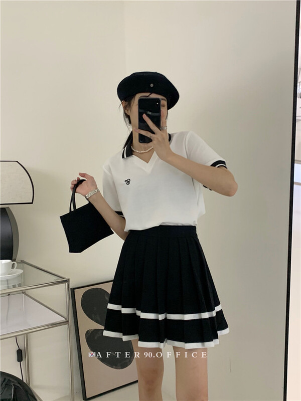 [after.90] simple and versatile T-shirt + Korean lady skirt set 6820\ll