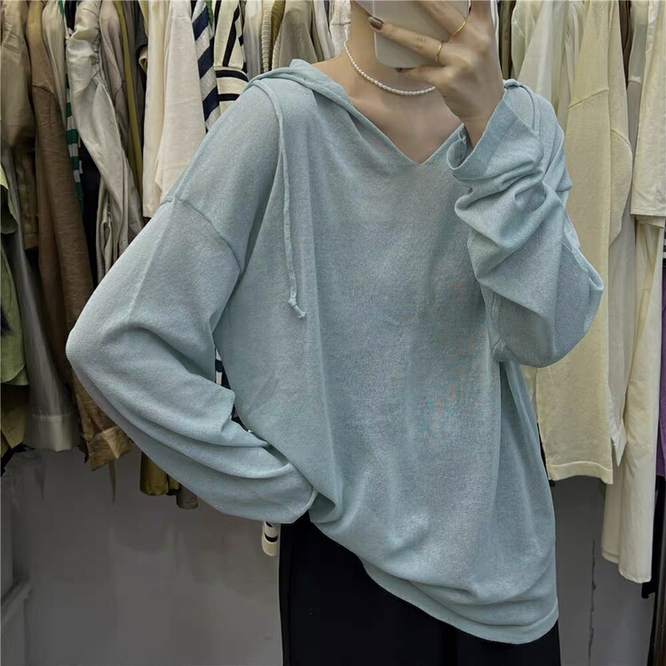 [Weika] Korean version thin ice silk hooded loose sun protection sweater 8305\lsl