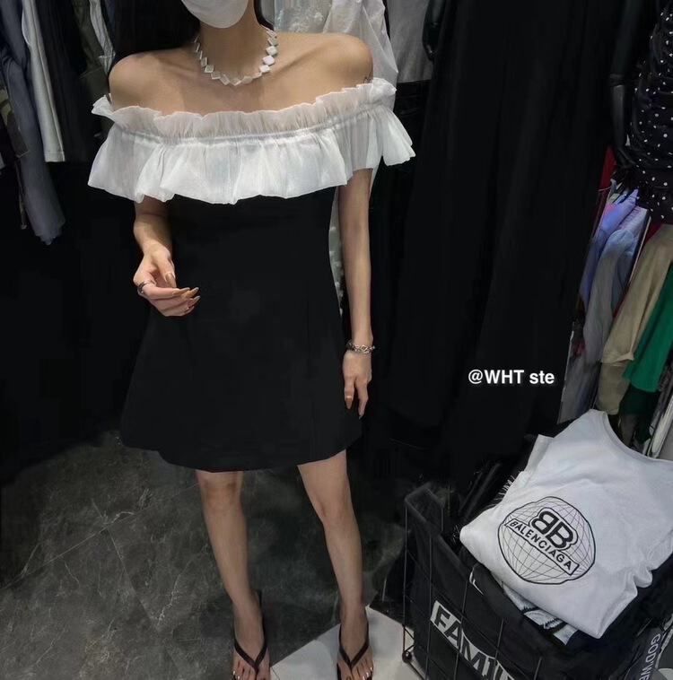 [wht] color blocked off shoulder lotus leaf dress ys1-6033\wtt