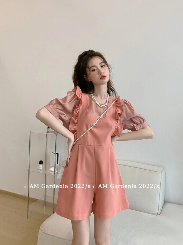 Six color pop! [am Gardenia] Korean version wood ear edge Jumpsuit + round neck Pullover solid short sleeve set 3658\zxx