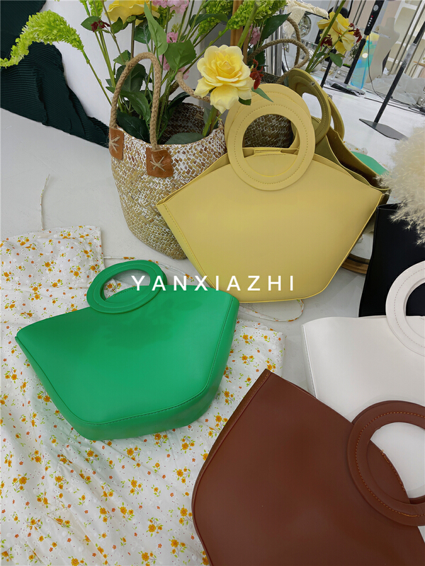 [bottom line] fashionable small and simple style shoulder bag y11-7626\cyq