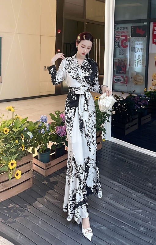 [Milan] fashion V-neck ink dress 60796\jj