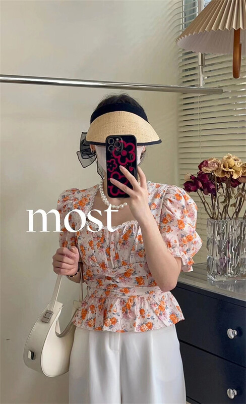 [most] a lady's blouse with minority temperament 97228\zjy