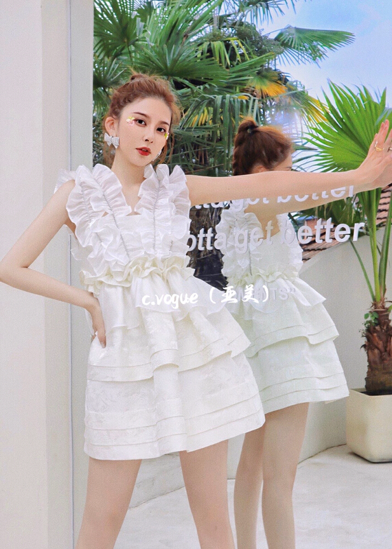 [c.vogue] sweet Strapless suspender cake dress 3896\pcz