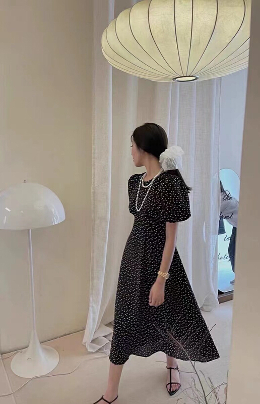 [the nice] round neck waist cut floral dress a6262\hjy