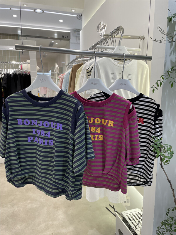 [Mihe] Korean personalized color contrast stripe letter short sleeve T-shirt 2392\wpl