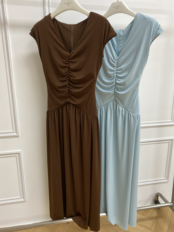 [onivinage oni] sleeveless draped front and middle Pleated Dress ow224n5684