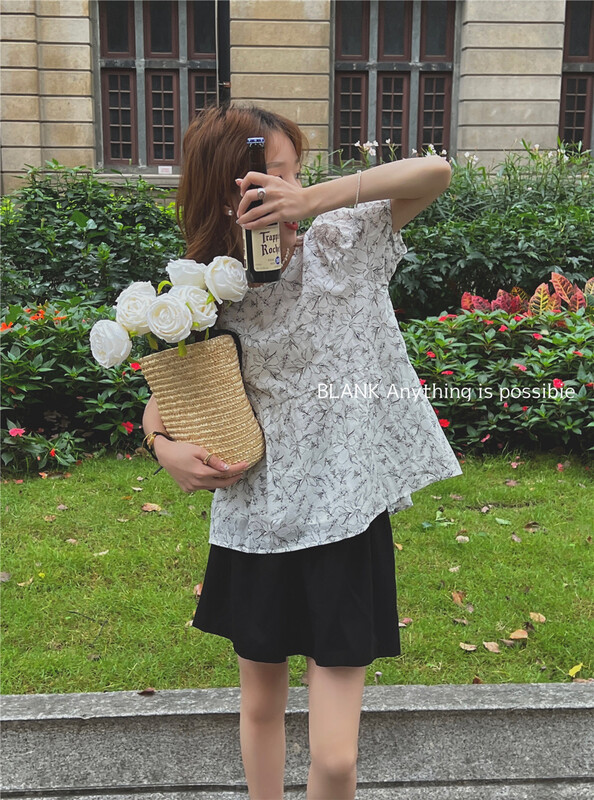 【 blank 】 small fresh round neck bubble sleeve floral shirt 522597 \wpl
