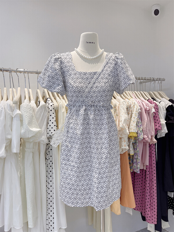[Lemmy] jacquard wood ear edge square neck loose dress 8721\hbx