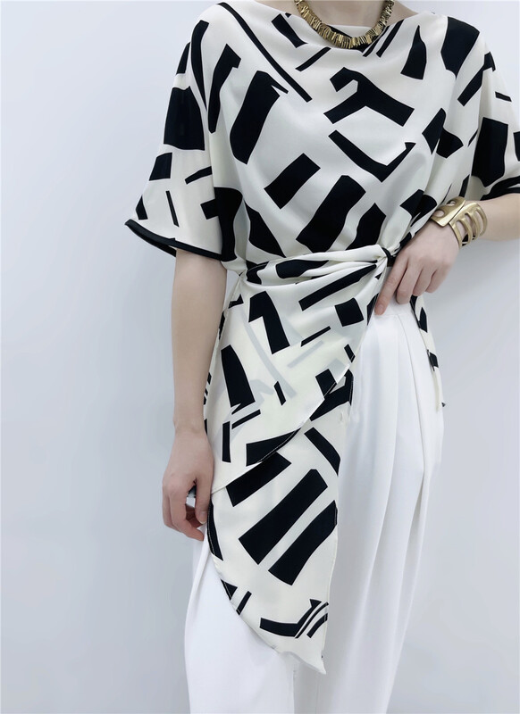 【 Linna 】 round neck fashion temperament lace up blouse (only selling blouses) 82816\zxx