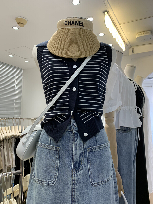 [gogoing] fresh and simple striped knitted vest 3918\y