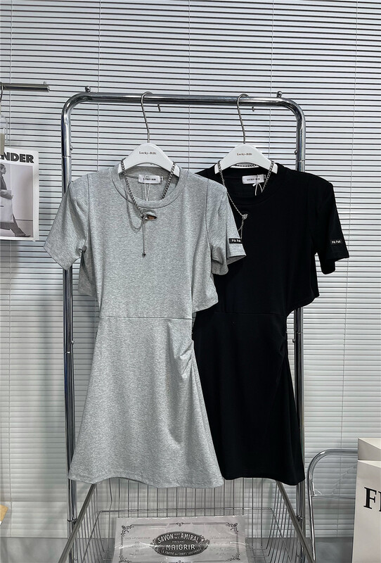 [lucky.bibi] slim short sleeve crimped dress 1062\jj