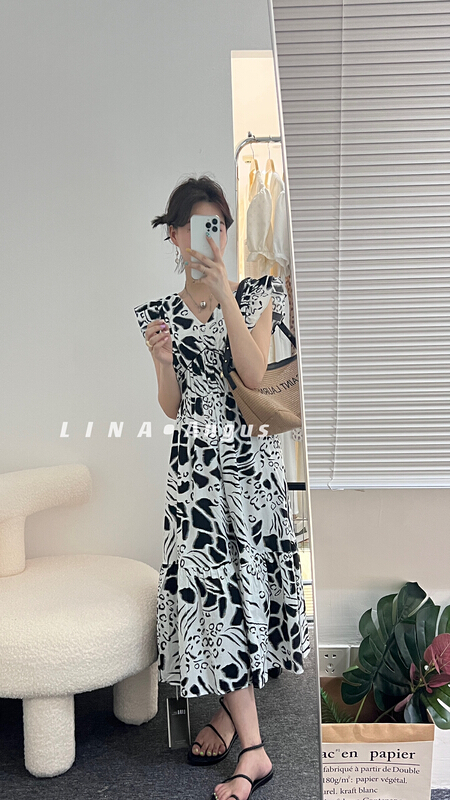[Lina] Feifei sleeve elastic medium length holiday dress 0206\hjy