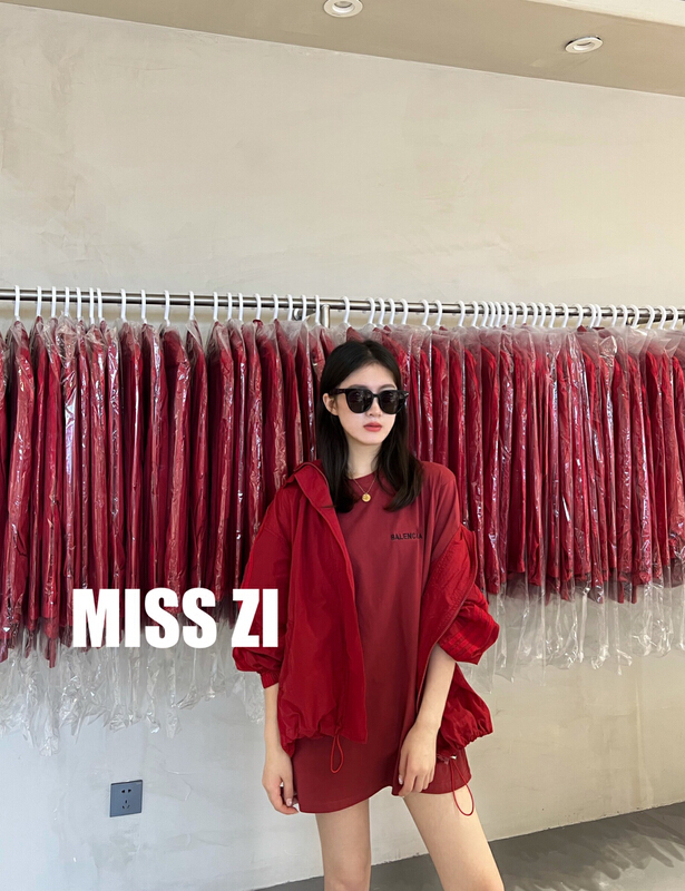 [miss Zi] hooded zipper thin sunscreen shirt 2618-1\zxl