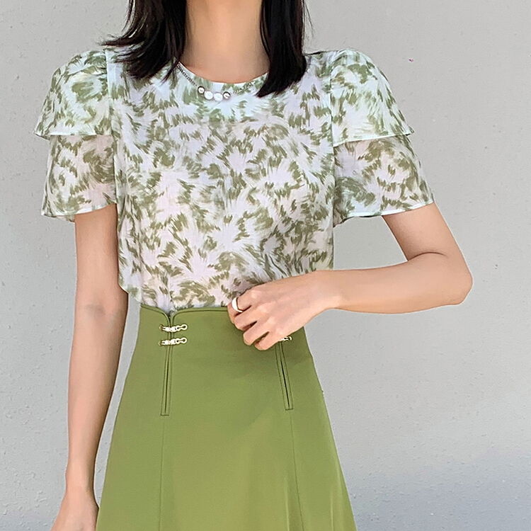 [Hanna inclusive] fashionable commuting round neck printed shirt (with chain) m10051\xj