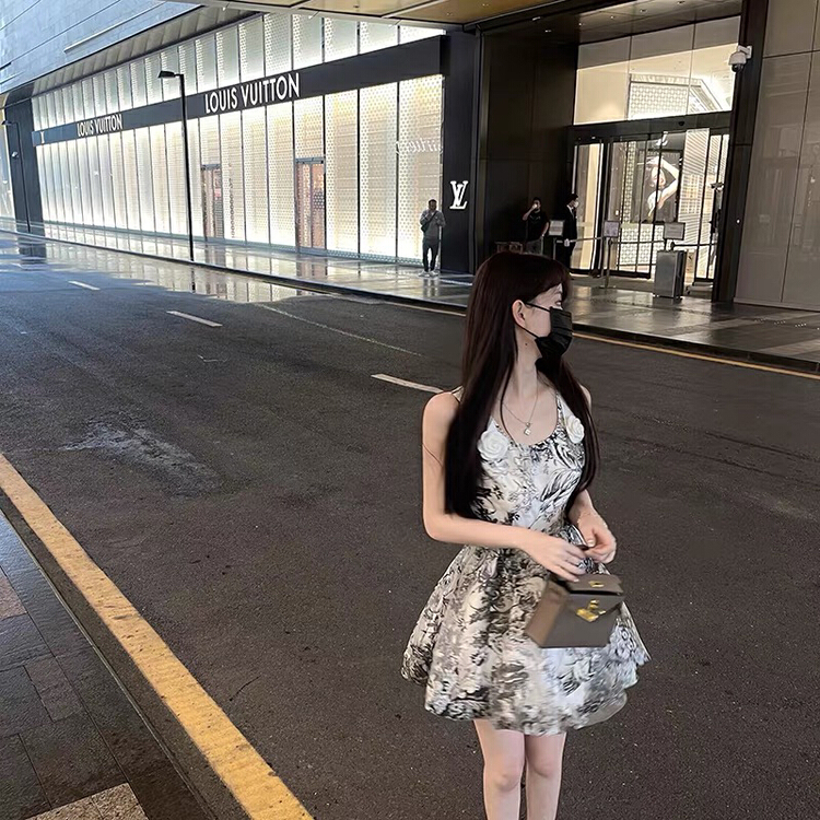 [x · h studio] ink painting suspenders high sense sexy temperament waist puffy dress 8730\ozq