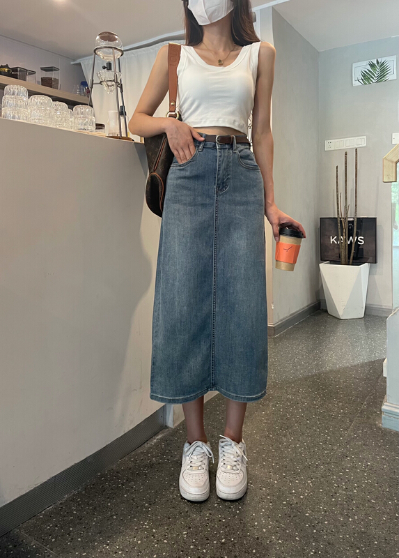 [en Xi'er] Korean high waist back split design medium length denim skirt (with belt) ehl2652\fhx
