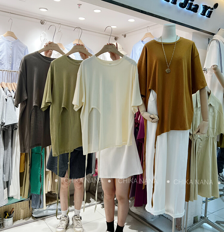 [chika.nana] casual design niche Pullover side slit blouse (only selling blouses) 9691\jj