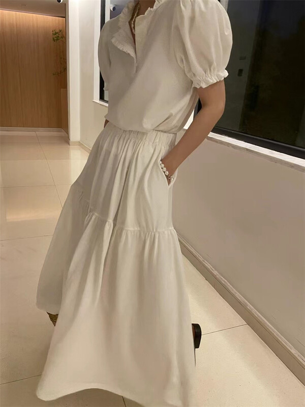 [miss coffee] bubble sleeve fashion short sleeve T-shirt + slim and versatile skirt set 1250\xyj