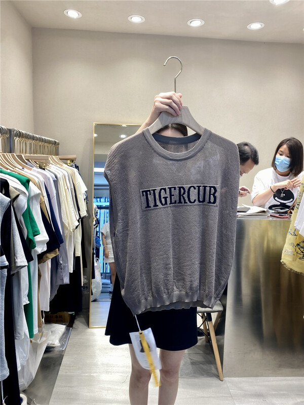 【K】 Personalized letter loose sleeveless T-shirt 5251\jj