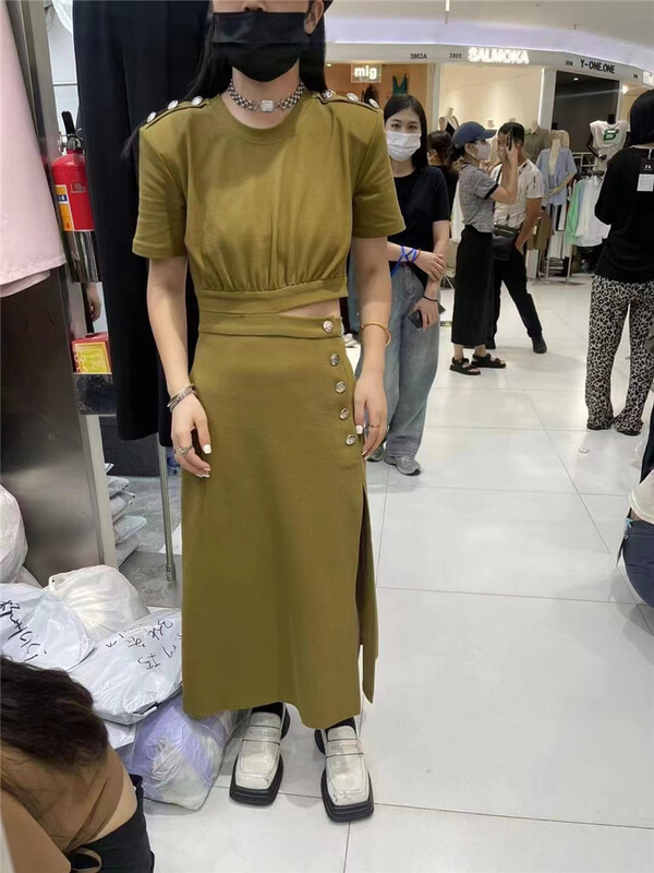 [Qian Jiao QIANJIAO] hollow out simple and versatile dress 6997\pcz