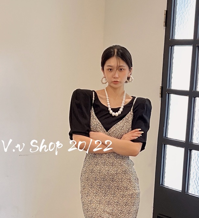 [v.v] Korean round neck bubble sleeve clean short sleeve T-shirt 7396\zxx