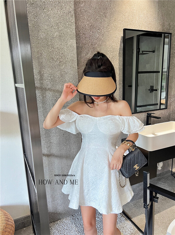 [how and me] Korean dress with a cropped shoulder 7139\lsl