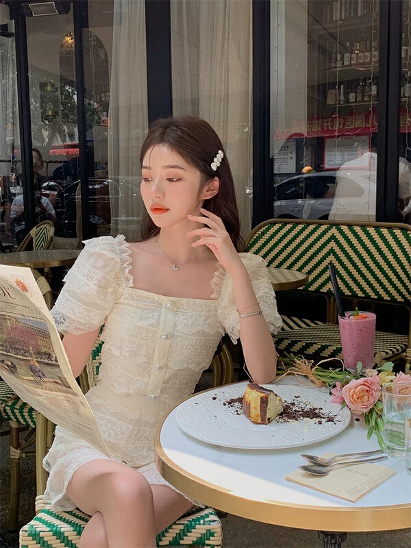 [Amanda] little woman Lace Top + casual shorts two piece suit 9686\pcz
