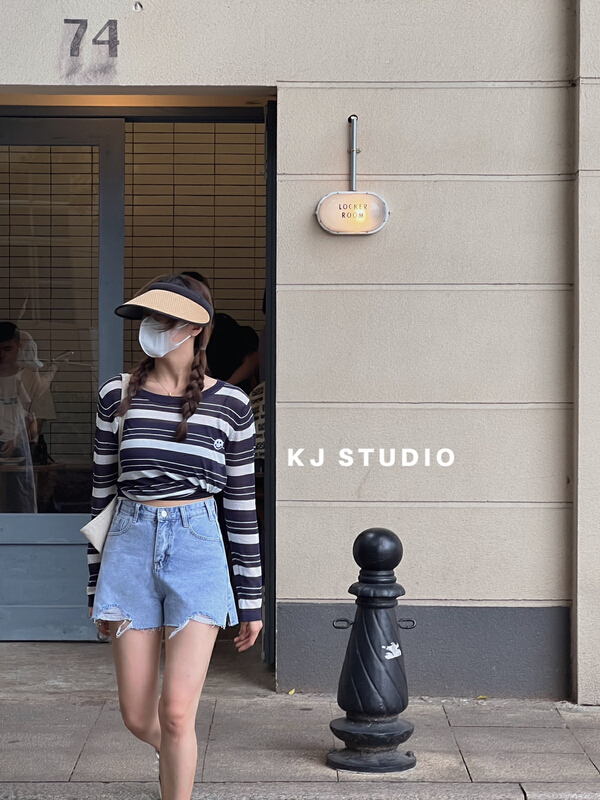 [kJ] simple embroidery smiley face stripe sun protection T-shirt 8347\zxl