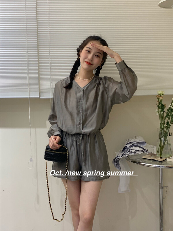 [OCT] simple and slightly transparent sunscreen shirt + elastic waist casual Shorts Set 8219\hjy