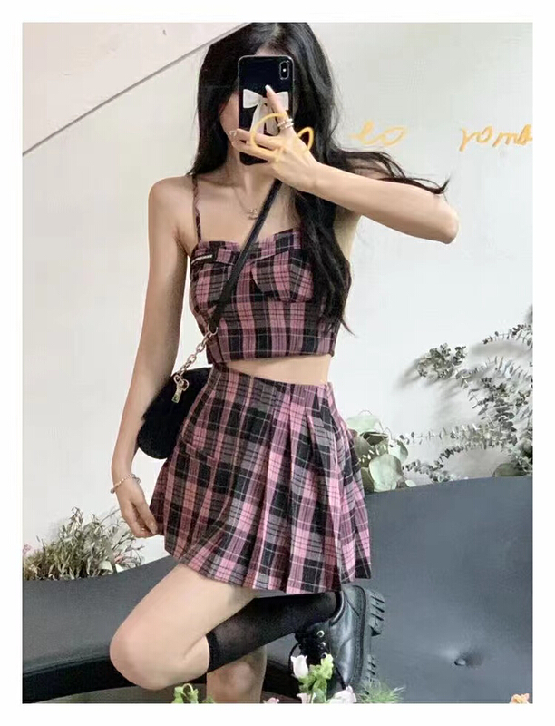 [Fanfan] solid color T-shirt + suspender Plaid Vest + fashionable port style purple Spice Girls suit 5987\jj