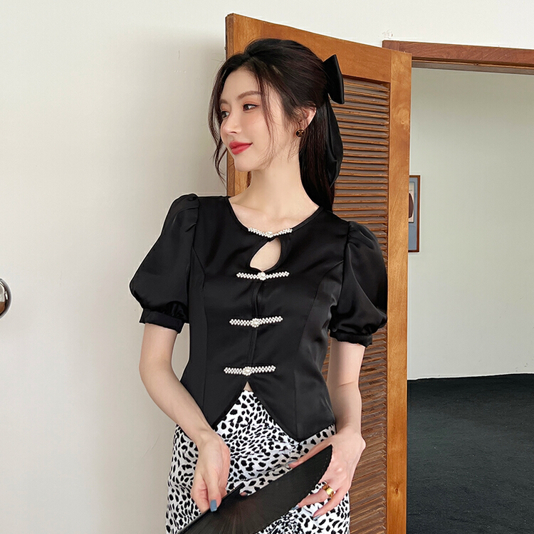 [Hanna inclusive] temperament round neck bubble sleeve thin shirt m5272\jhy