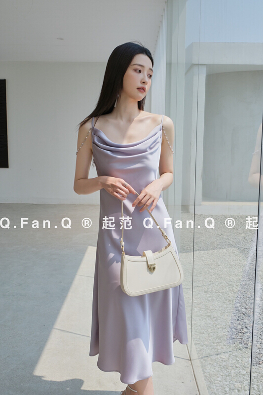 [style] Satin featured front swing collar vest / sling (with detachable chain) 8036\jj
