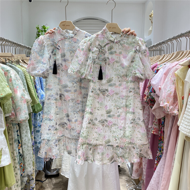 [of white] elegant national style gilded cheongsam dress (with pendant) 881627\hjy