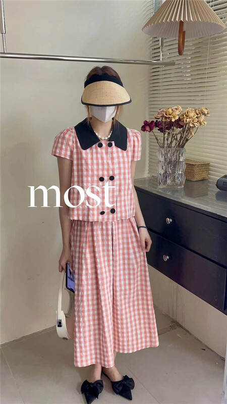 [Mr.Z] Korean style Plaid short sleeve shirt + simple mid length skirt set 97192\zjy