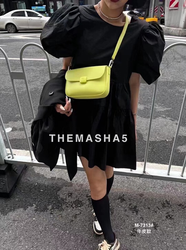 [ds.gift] Korean design sense retro versatile shoulder bag 99819\lsl