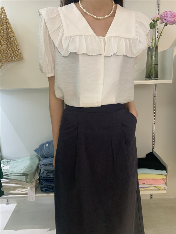 [emoni] simple and comfortable large lapel fresh shirt 10976\cls